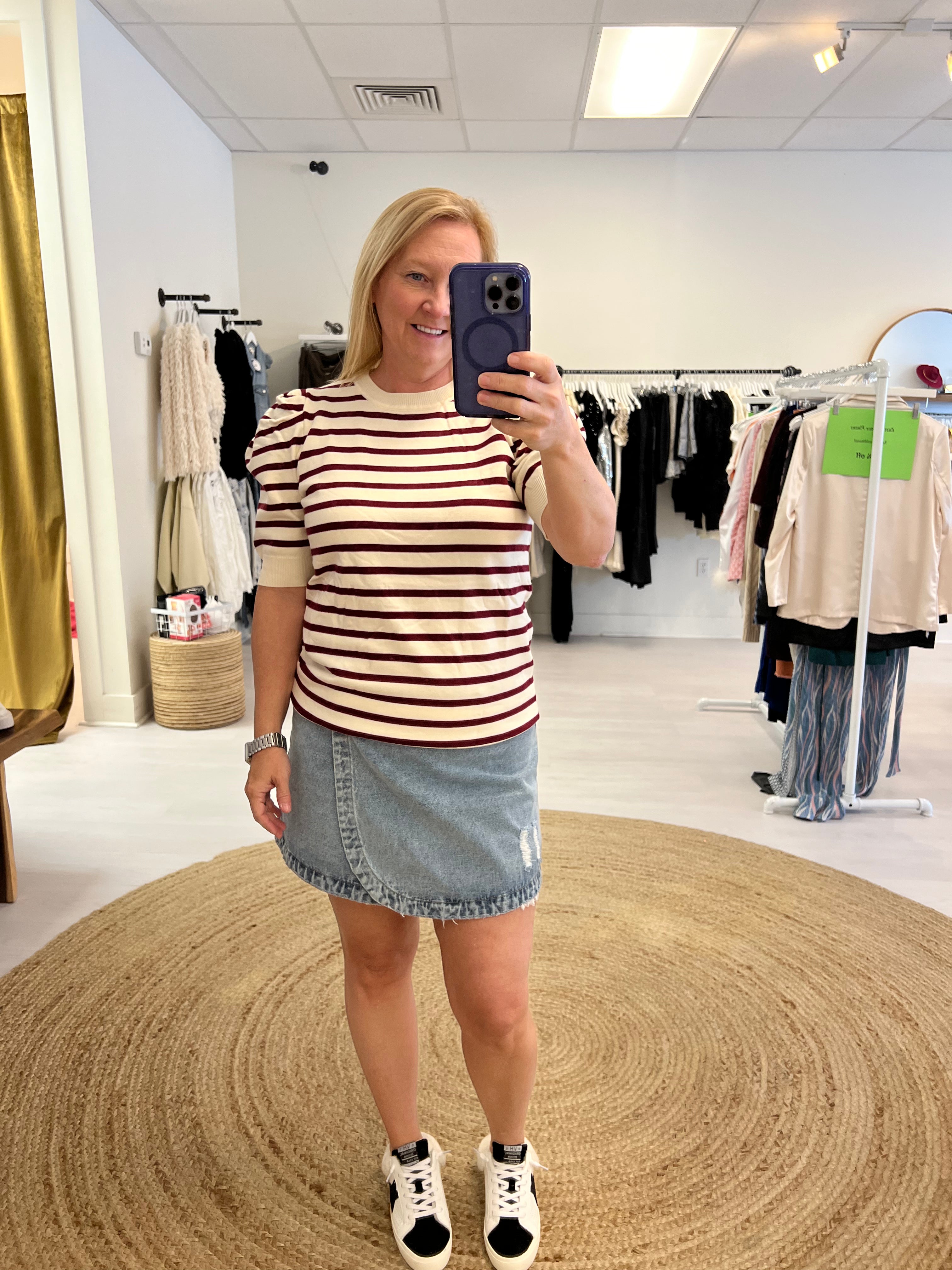 Denim skirt with white/burgundy striped sweater
